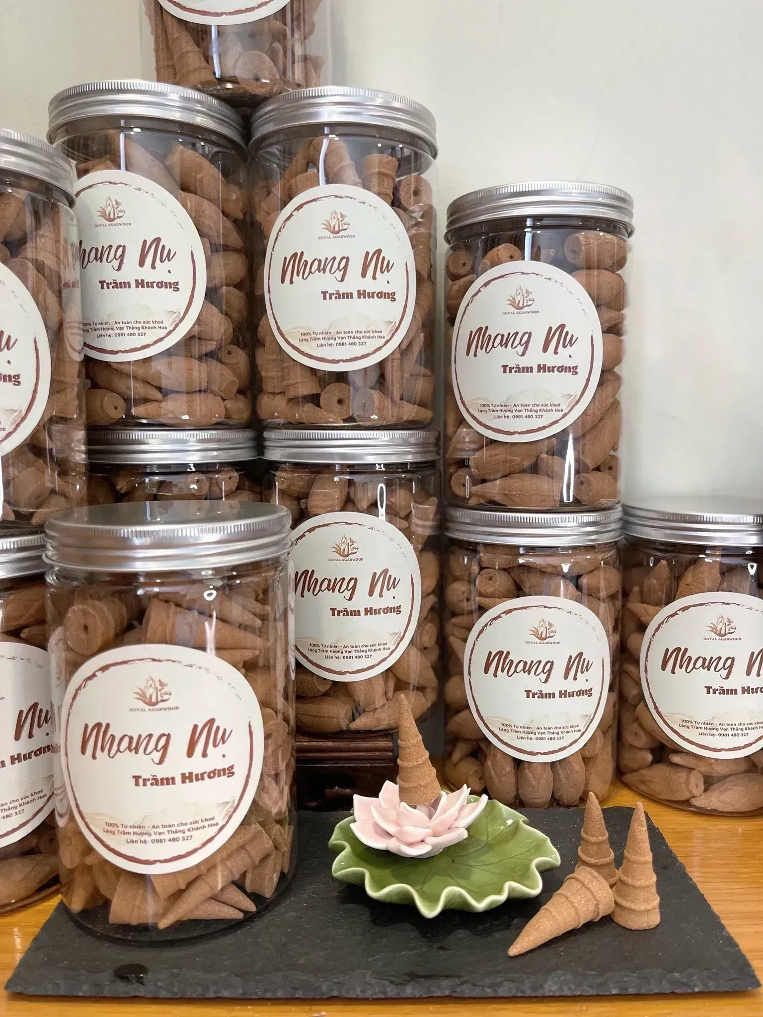 Backflow Agarwood Incense Cones – Natural Vietnamese Oud (80 Cones Box)